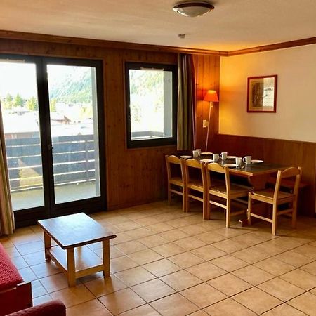 Apartment Of 55 M With Balcony View Mont Blanc Chamonix Bagian luar foto