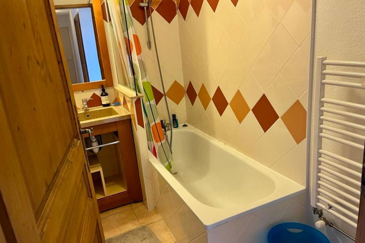 Apartment Of 55 M With Balcony View Mont Blanc Chamonix Bagian luar foto